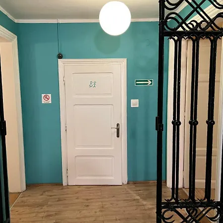 50 People Bis Apartment Krakow Exterior photo